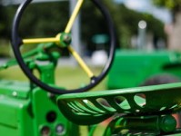 经济类新闻联播，解读全球财经动态，把握投资先机