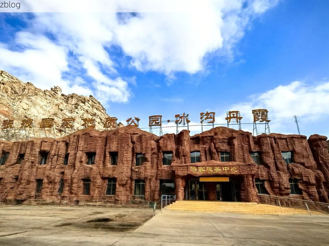 张掖丹霞屏障下的零感染坚守：戈壁绿洲如何构筑防疫孤岛？