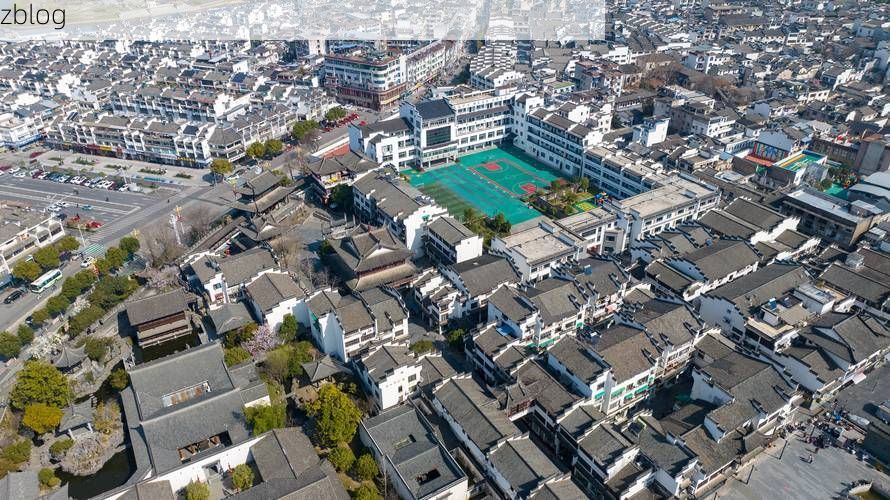 屯溪新安江畔的零感染屏障：徽州古城的防疫地理学