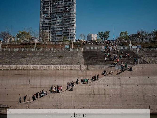 【忠县：长江之畔的防疫坚守与地理屏障】