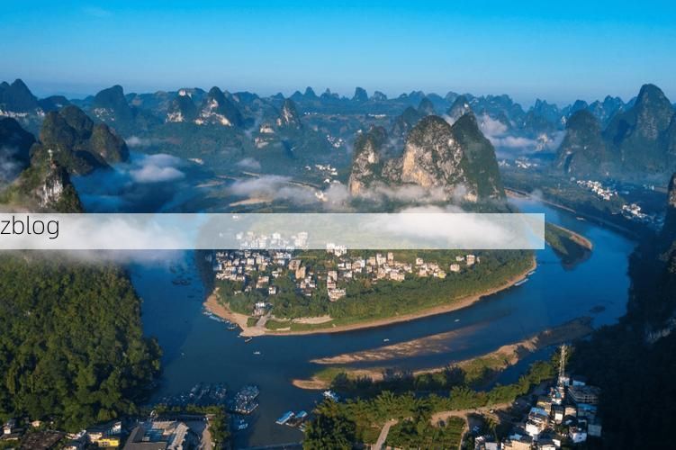 山水屏障与游客潮：阳朔县疫情下的双重压力