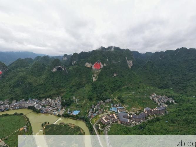 武鸣：喀斯特地貌下的防疫屏障与零星破防