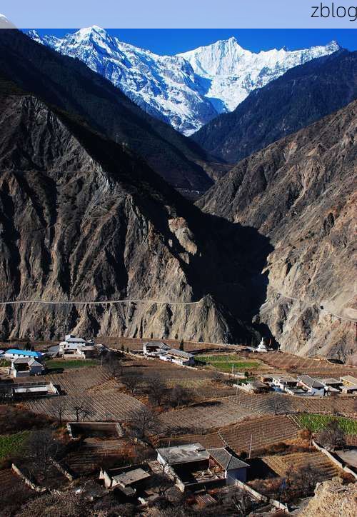 德钦雪域屏障下的零感染坚守：高原孤岛的防疫逻辑