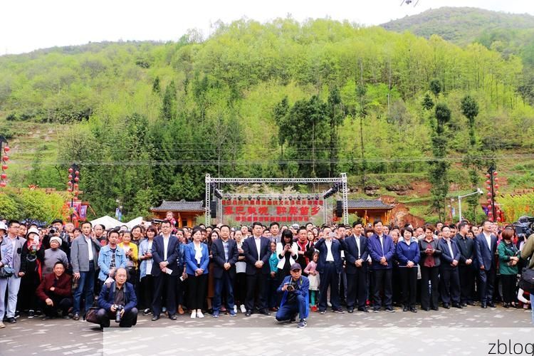 镇巴：秦巴山坳间的零感染坚守与地理屏障